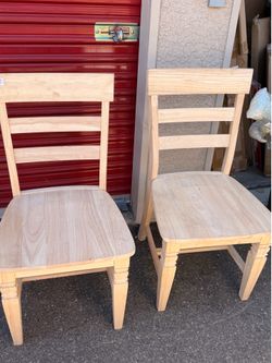 Set of 2 Solid Wood Dining Chairs – Natural Finish – Good Condition
