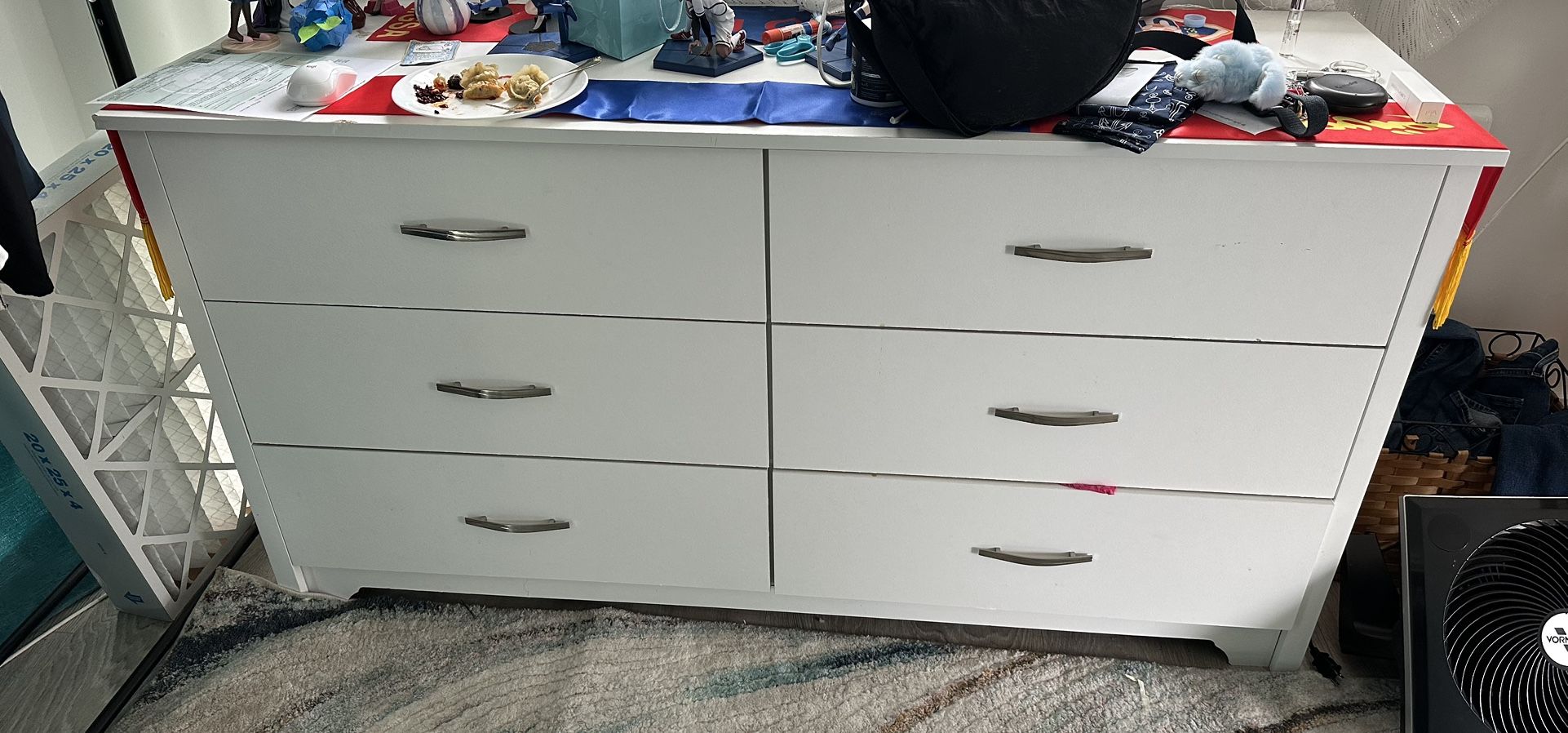 Chest with 6 Drawers