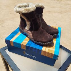 BareTraps Dark Brown Suede Boots Size:8 Medium
