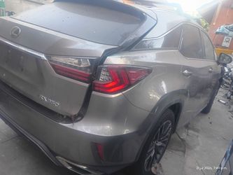 PARTS  OUT,  2019  LEXUS  RS350
