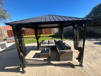 Gazebo 10x10 new in the box