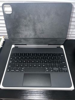 Apple Magic Keyboard for 11-inch iPad Pro / iPad Air