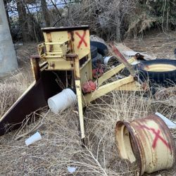 New Holland 1065/1075/1085 Harobed Bale Wagon Bale Shute And Complete Set Of Rims