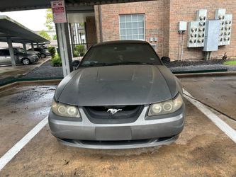 2004 Ford Mustang