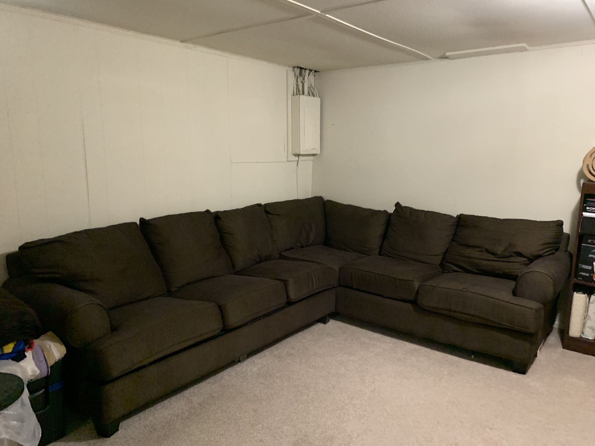 Sectional Couch w/sleeper