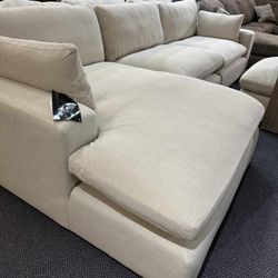 Elyza Ivory 3 Piece Modular Cloud Sectional Sofa With Chaise /P