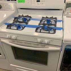 Frigidaire Gas Stove Working Perfectly 4 Months Warranty 