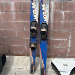 Water skis