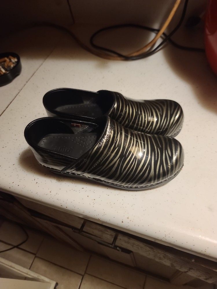Sanita Tiger Stripe Clogs
