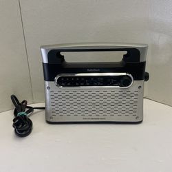 Radio Shack 12-889 Analog AM FM WX Weather Portable Corded Radio Works Great 