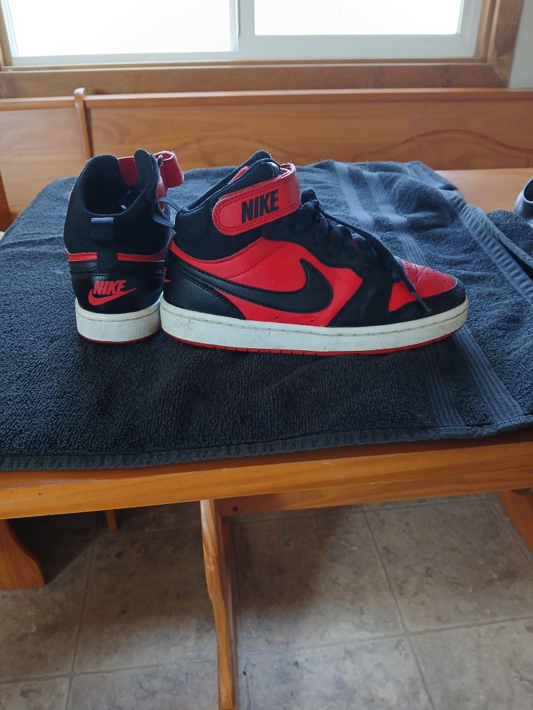 Kid's Nike Court Borough University 4Y