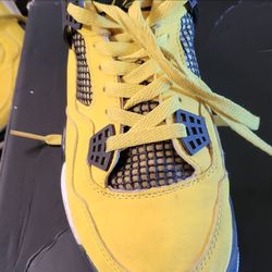 Air Jordan 4 Yellow Sneakers