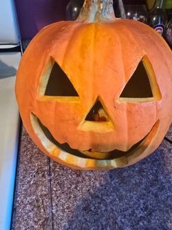 TRENDMASTERS 1993 LIGHT UP PUMPKIN