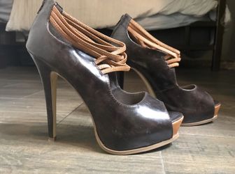 Brown heels size 8.5
