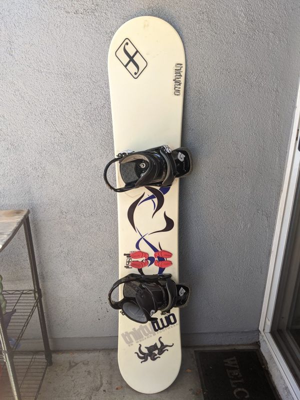 157cm Forum Snowboard - Devun Walsh Model for Sale in Santa Fe Springs ...