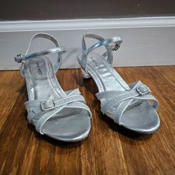 Nine West Girls Silver Glitter Dress Sandals Clear Heel Size 2.5 M Flower Girl