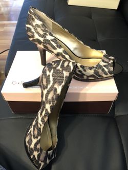 B Flexible By Bandolino size 10 new in box