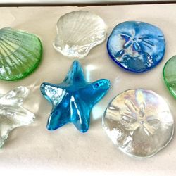 glass ocean seashell starfish sand dollar paperweight set