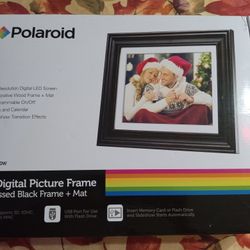 Polaroid 12 " Digital Picture Frame 