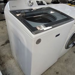 Like New Maytag Top Load Large Capacity 
