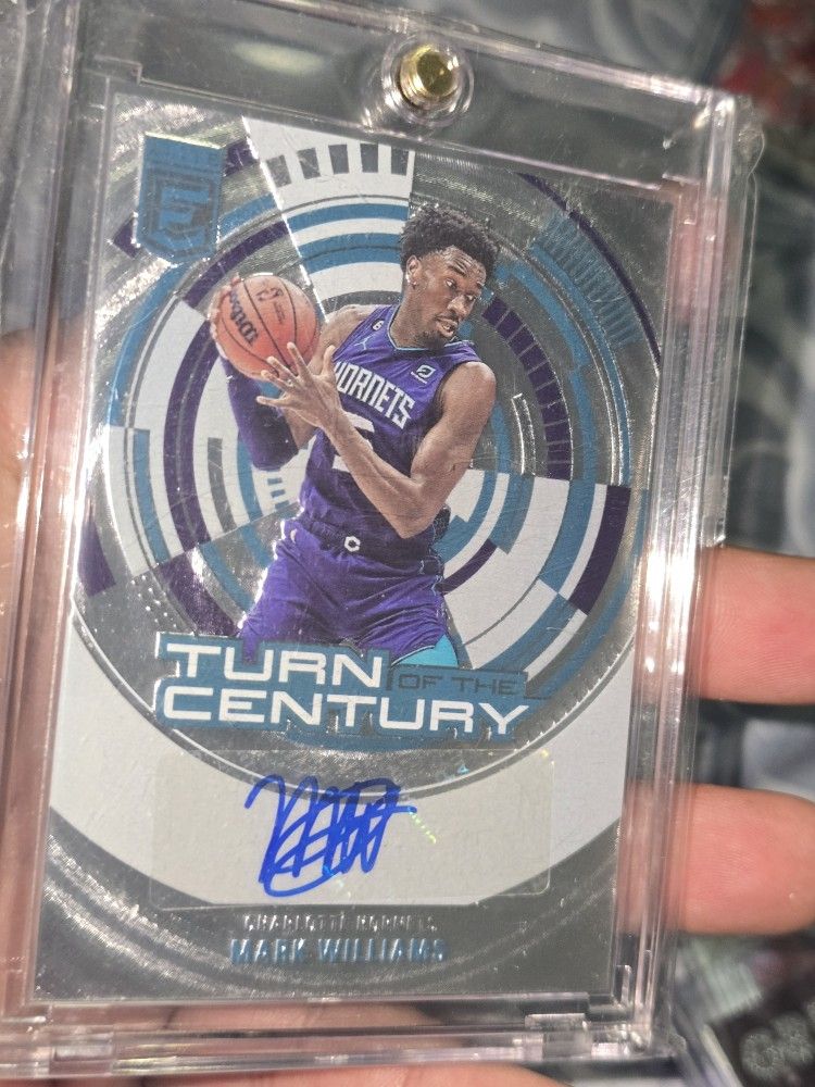 Mark Williams Autograph HORNETS