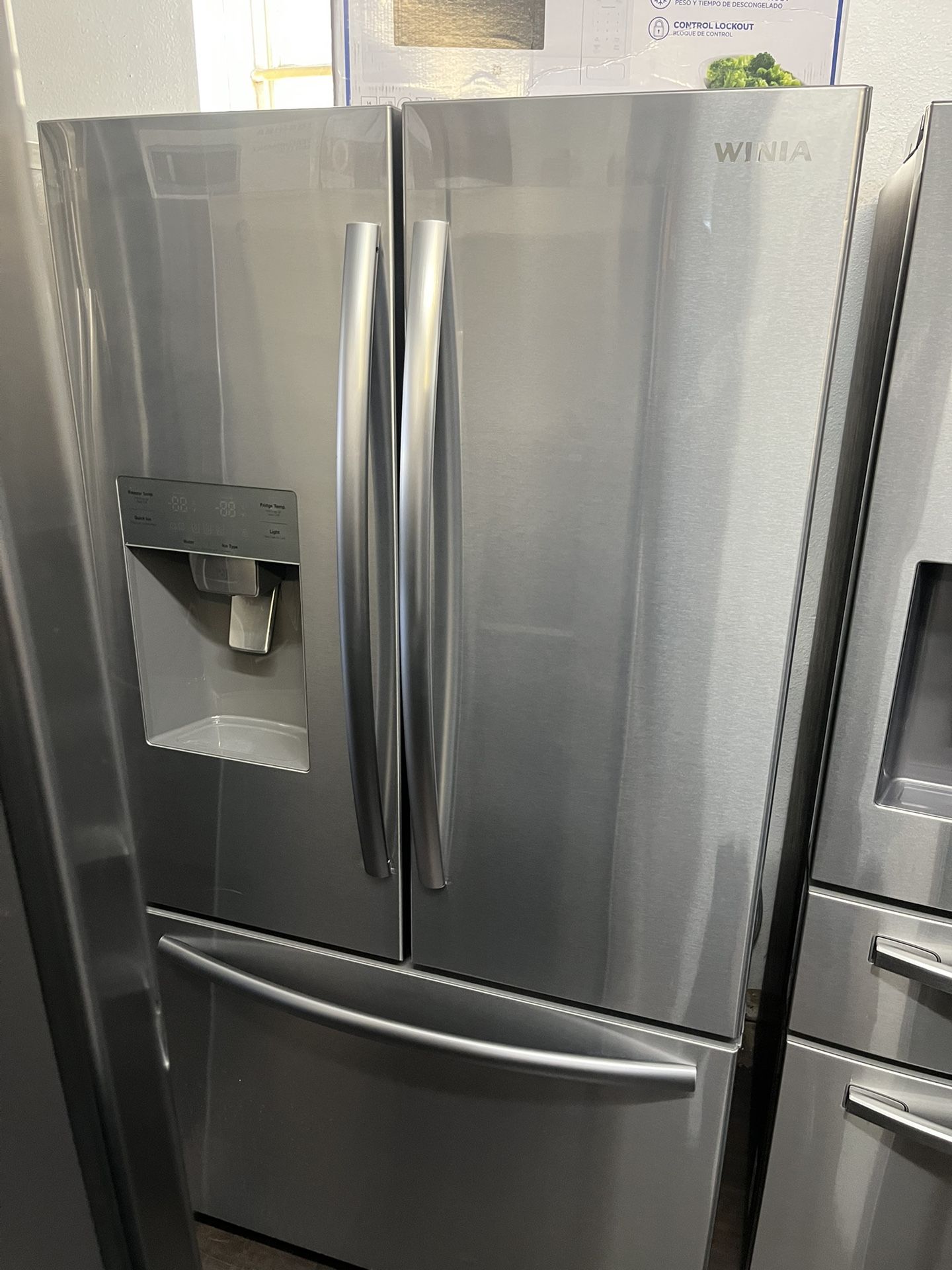 Winia French Door Stainless Steel Refrigerator
