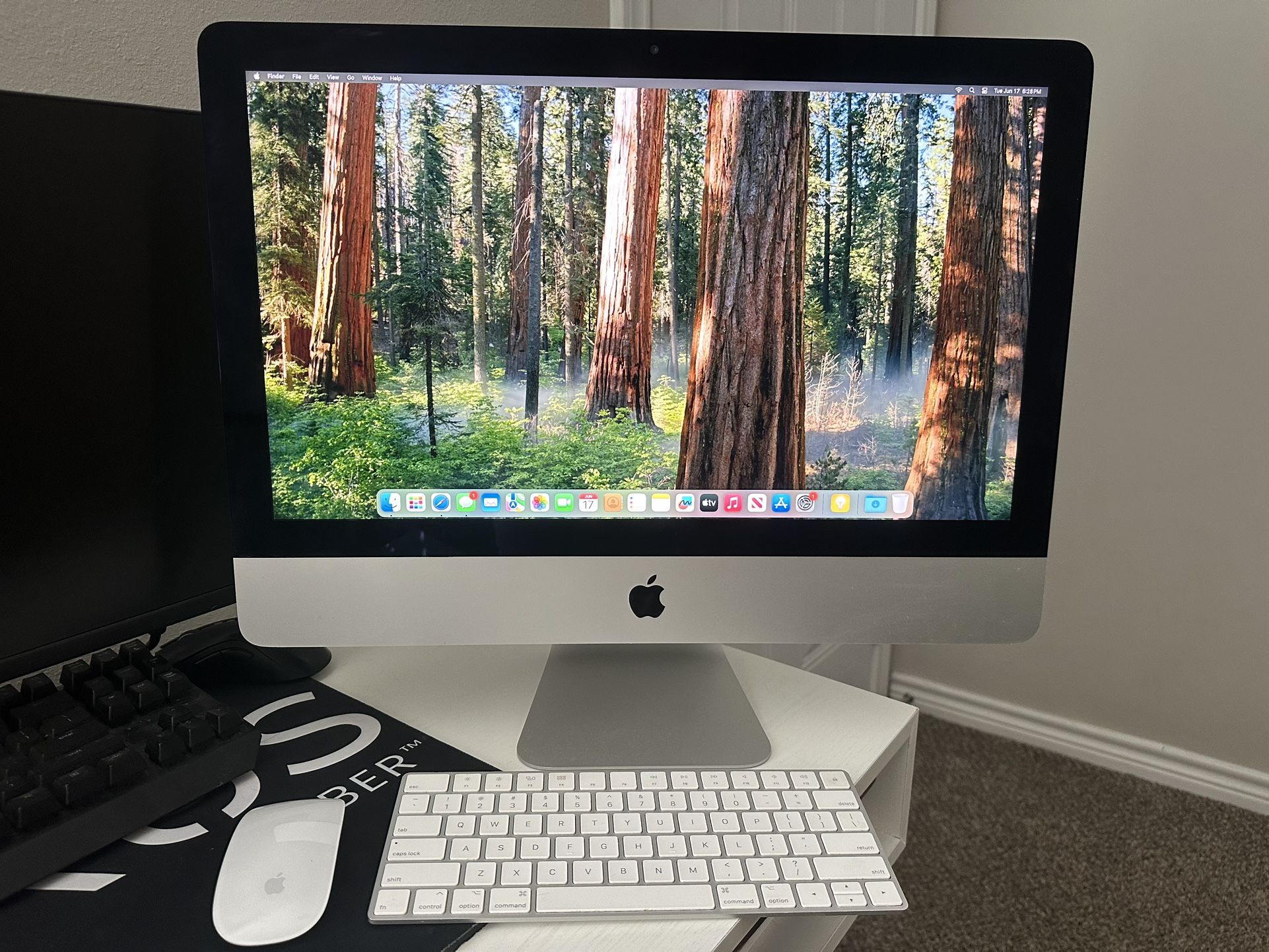 iMac 2019 21.5” 