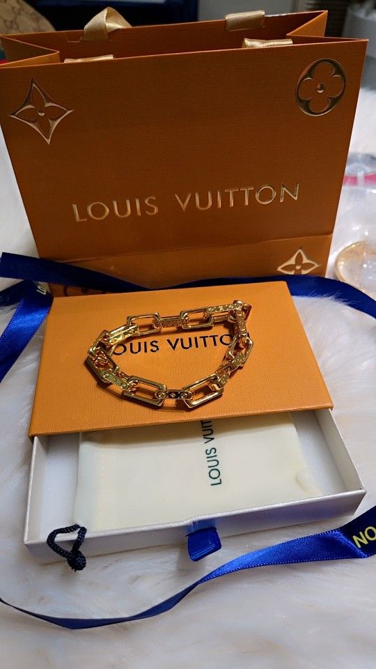 Bracelets L.V