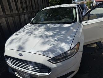 2013 ford fusion parts