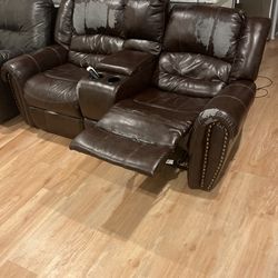 FREE 🆓  Recliner
