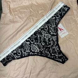 NWT Calvin Klein Rattlesnake Print Thong