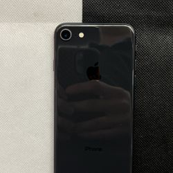 Apple iPhone 8 64 GB Unlocked