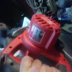 Milwaukee circular saw cordless no battery