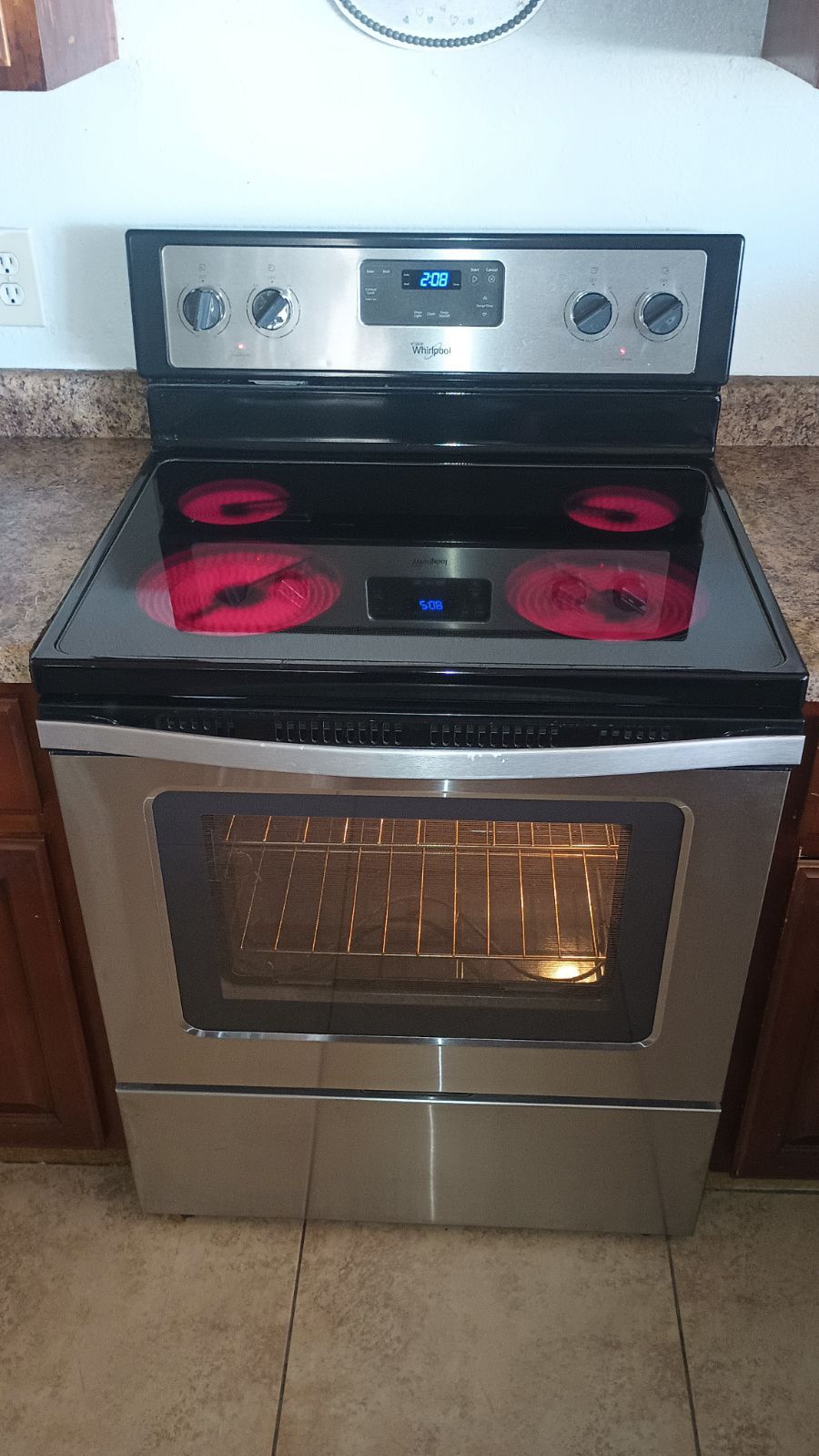 WHIRLPOOL, STAINLESS ELECTRIC STOVE. for Sale in Glendale, AZ OfferUp