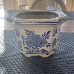 Beautiful Pot For Plants 