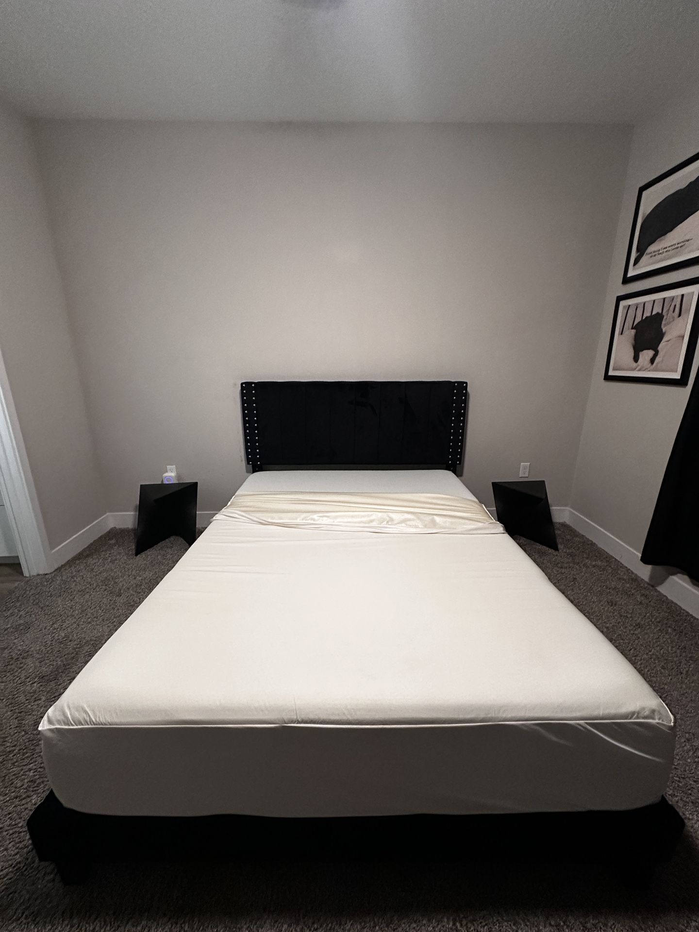 Bed Frame / Night Stands / Memory Foam Mattress