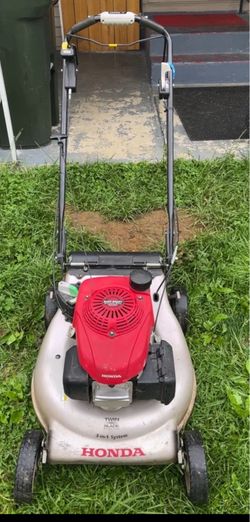 Honda lawn mower