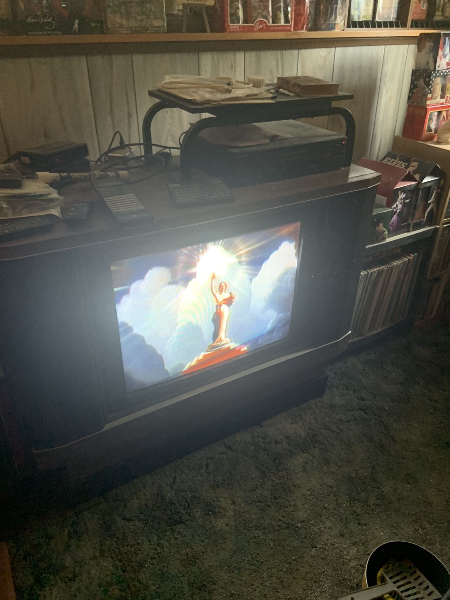 Vintage console Tv Audio .. RCA TV Dimensional Digital Control Hi Console Diagonal 27inch Picture Tube Stereo Tv