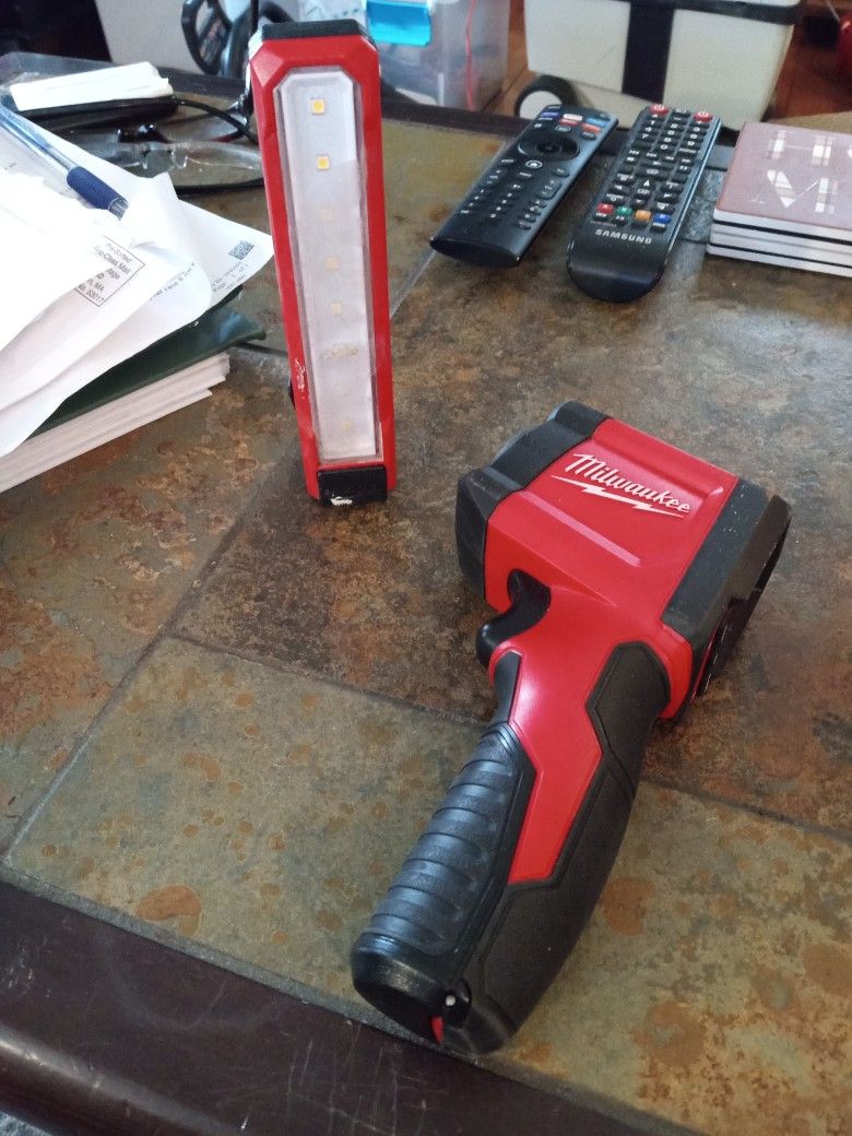 Milwaukee 10 1 Temp Gun Brand New Light Used