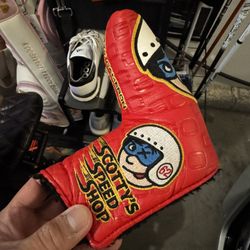 Scotty Cameron Head Cover