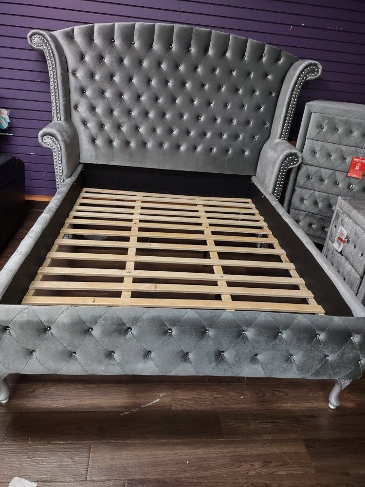 New California King Platform Bed Frame