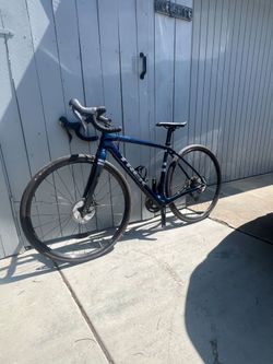 Bicicleta de carrera azul