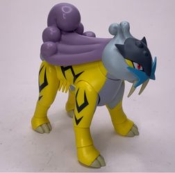 Raikou 2023 Pokémon Select Trainer Team Series Jazwares 6-inch Action Figure