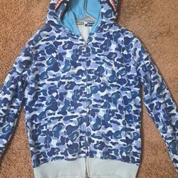 A Bathing Ape Hoodie Camo Shark.