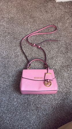Pink Michael Kors hand bag. Small