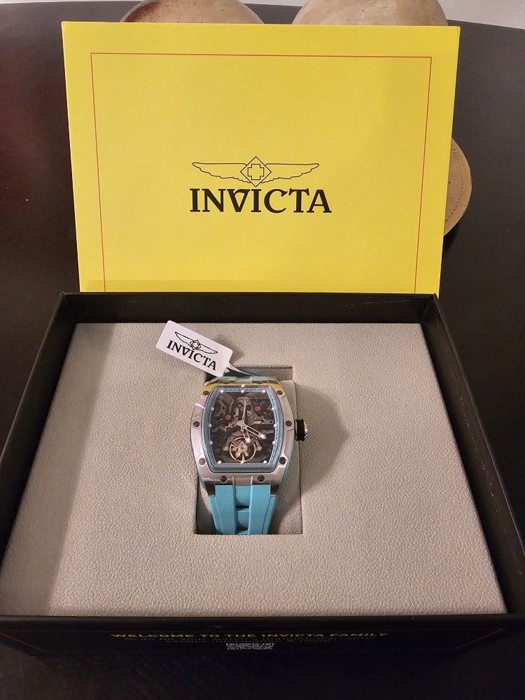Watch Invicta