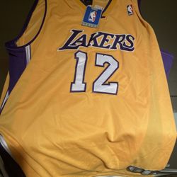 Lakers Jersey Stitched Never Worn Tags 