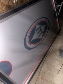 Air Hockey Table
