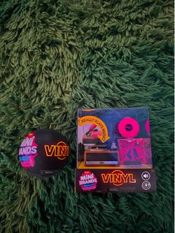 Mini Brands Really Works Vinyl Record Player + Capsule