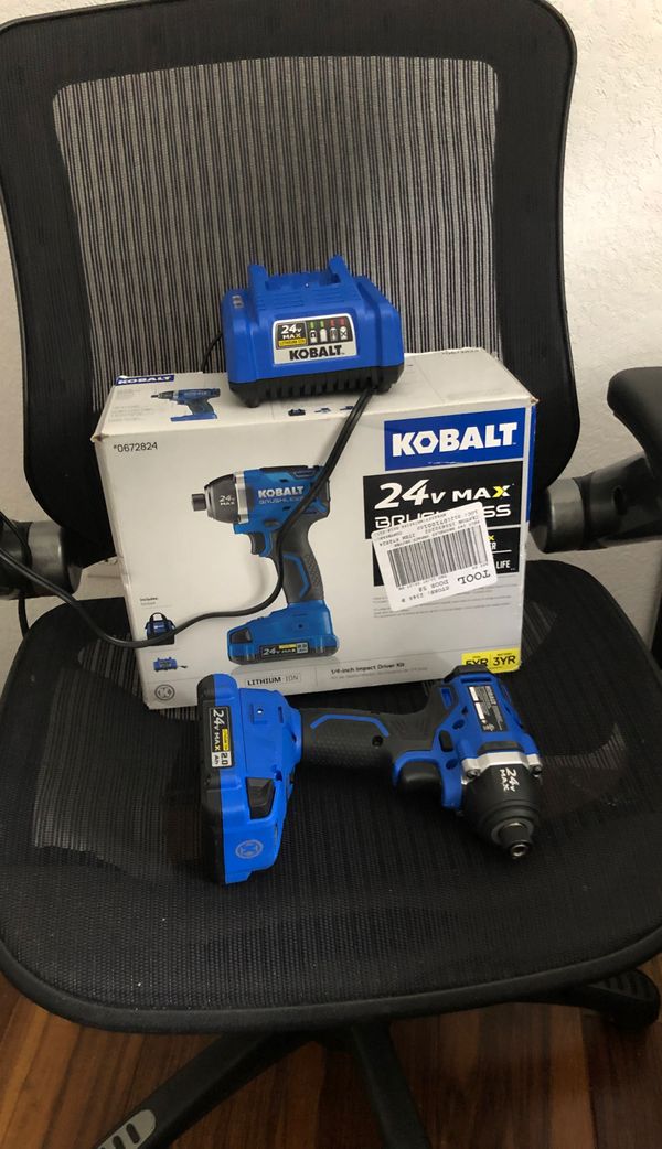 Kobalt 1/4 inch impact driver kit drill for Sale in Federal Way, WA